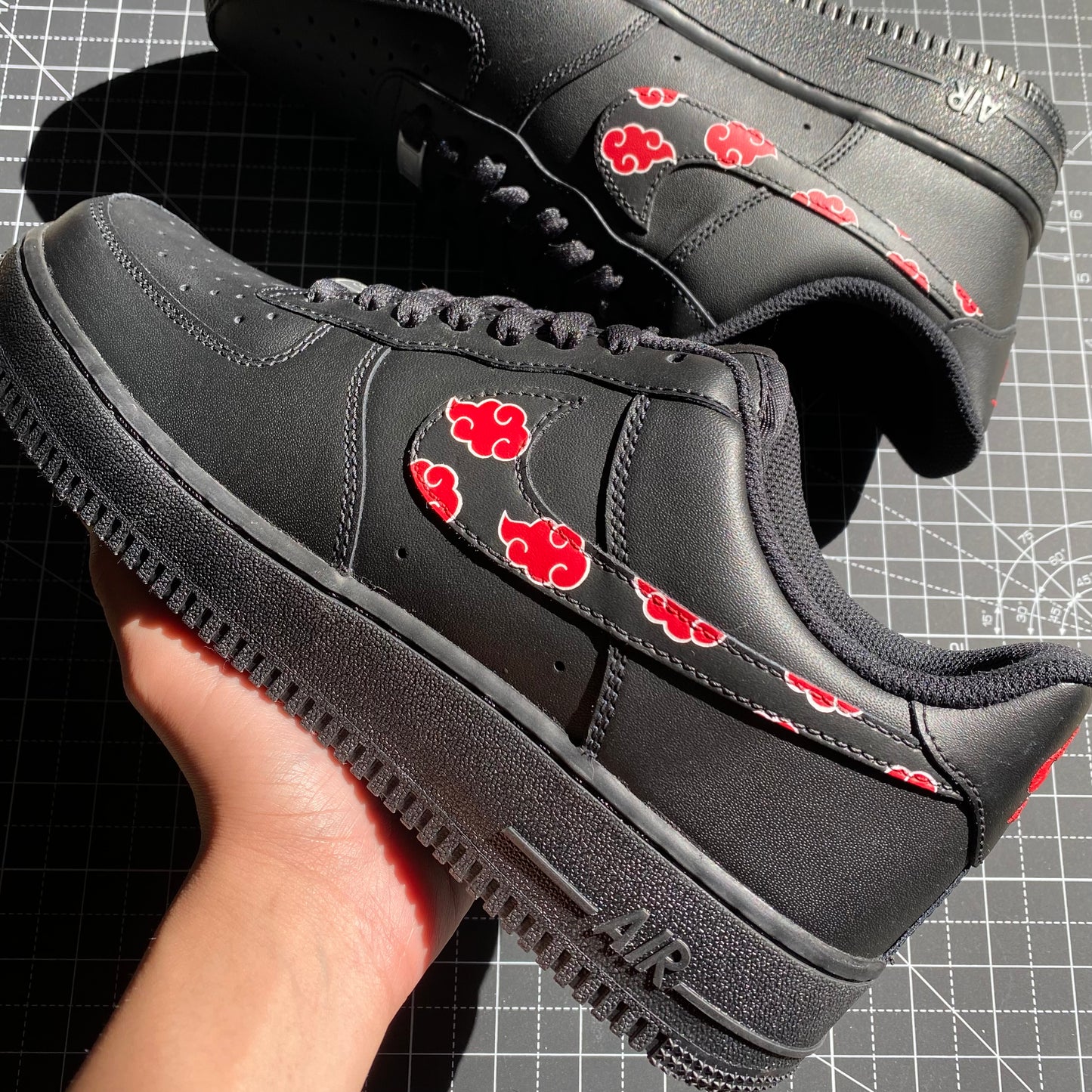 Akatsuki Clouds x Black AF1