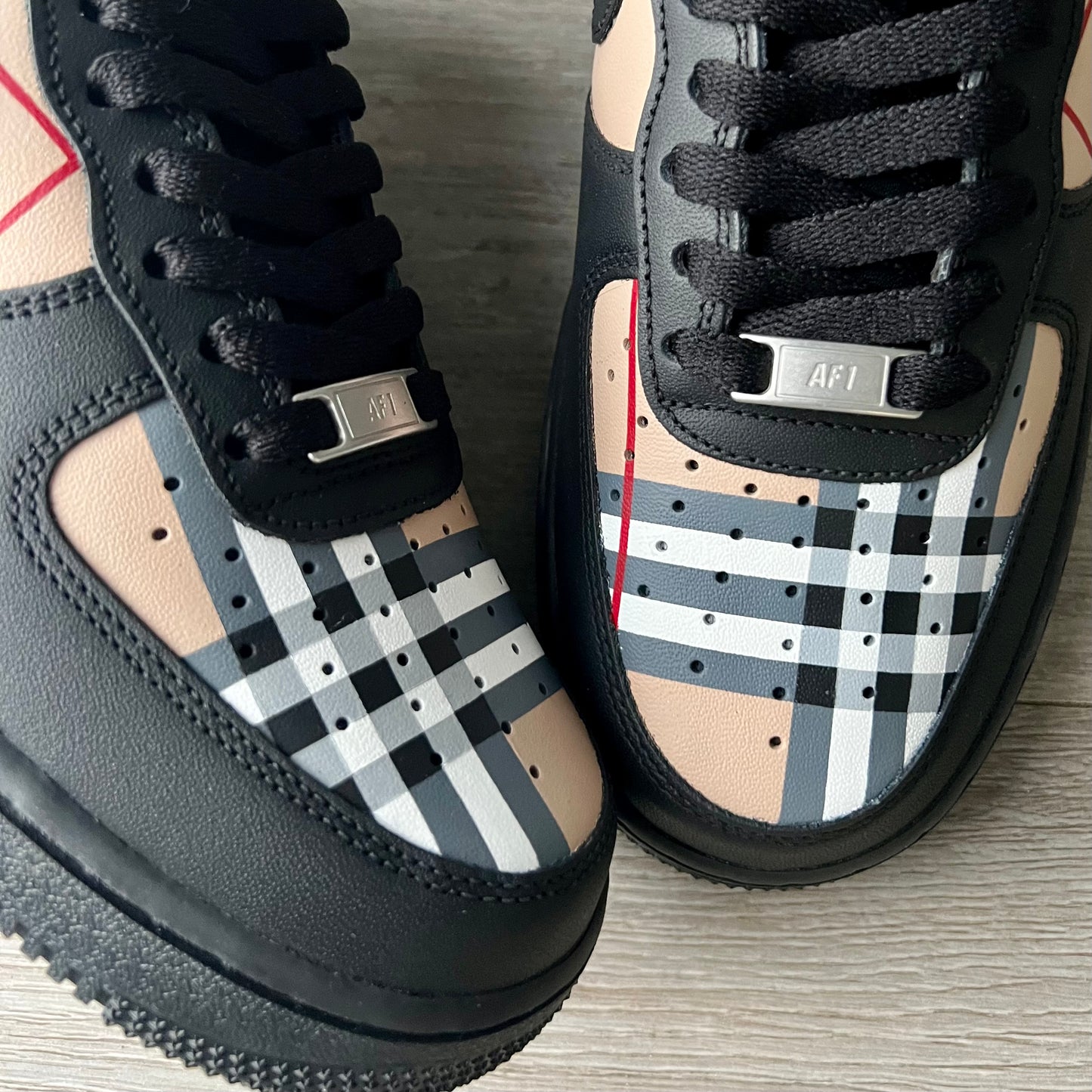 Burberry x Black AF1