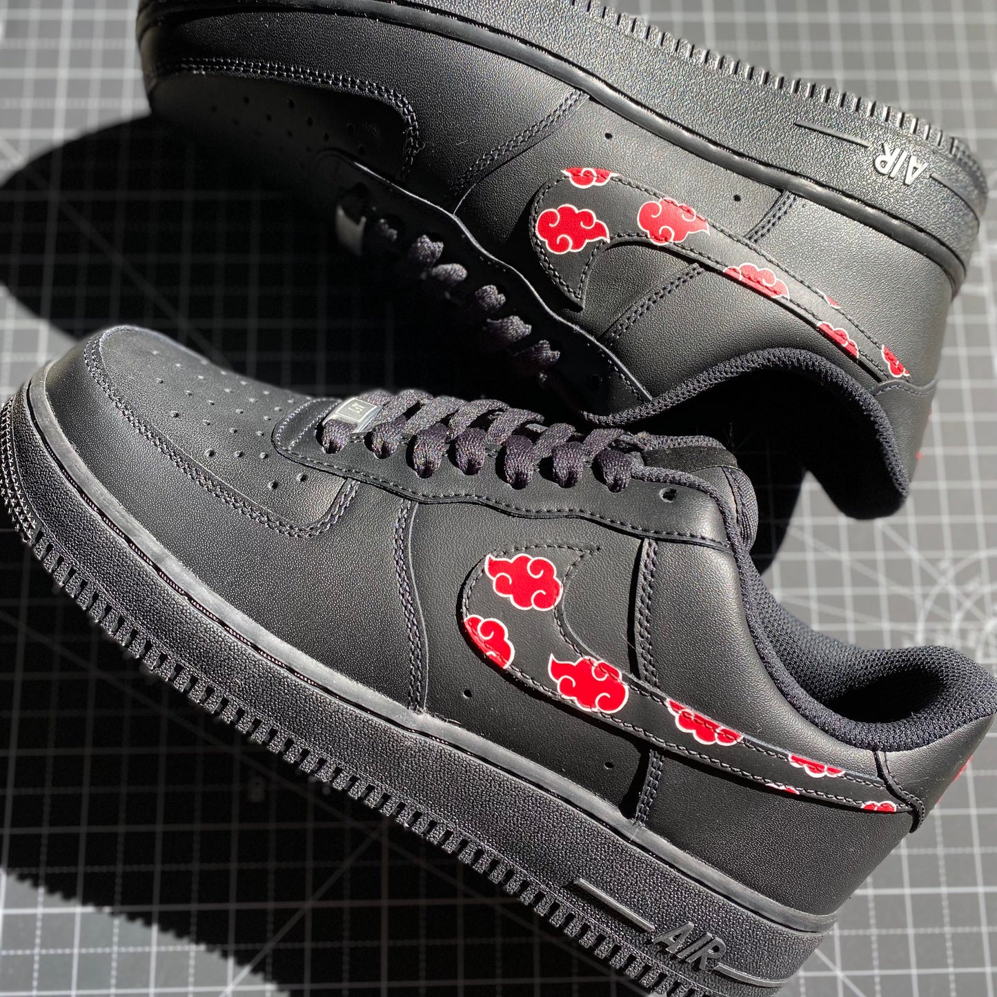Akatsuki Clouds x Black AF1