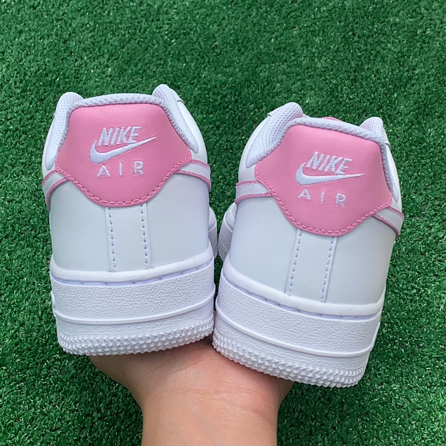Hello Kitty x AF1